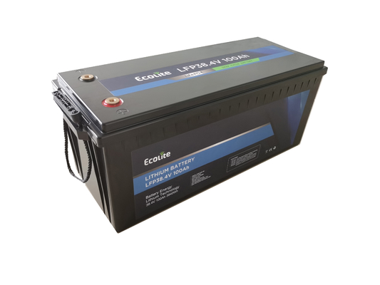 Batterie al litio di ferro ad alte prestazioni 38.4V 100Ah Lifepo4 Batterie per auto